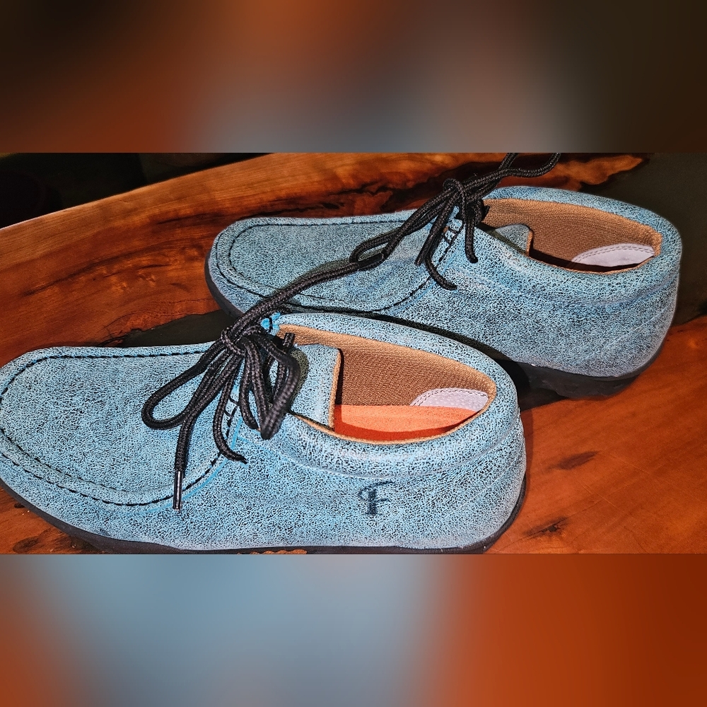 Women's Ferrini Rogue Turqoise Microsuede Casual Lace-Up Loafer Shoe Sz 7.5 NWOT